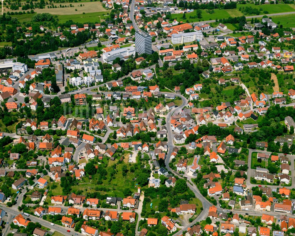 Luftaufnahme Gomaringen - Wohngebiet - Mischbebauung der Mehr- und Einfamilienhaussiedlung in Gomaringen im Bundesland Baden-Württemberg, Deutschland