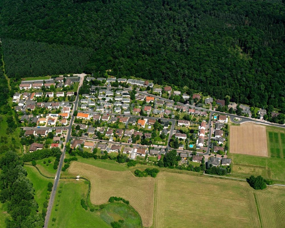 Großen-Linden aus der Vogelperspektive: Wohngebiet - Mischbebauung der Mehr- und Einfamilienhaussiedlung in Großen-Linden im Bundesland Hessen, Deutschland