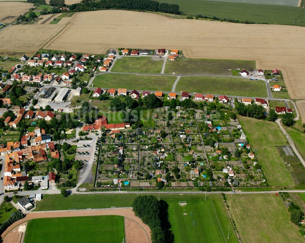 Großengottern aus der Vogelperspektive: Wohngebiet - Mischbebauung der Mehr- und Einfamilienhaussiedlung in Großengottern im Bundesland Thüringen, Deutschland