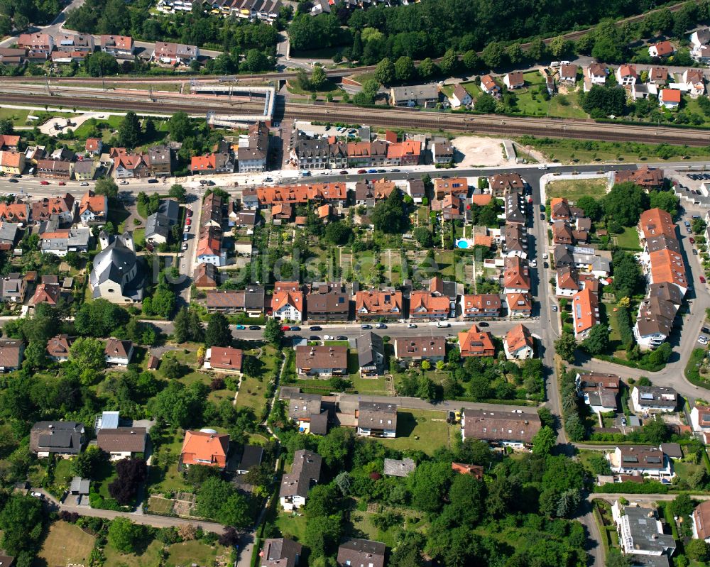 Grötzingen von oben - Wohngebiet - Mischbebauung der Mehr- und Einfamilienhaussiedlung in Grötzingen im Bundesland Baden-Württemberg, Deutschland