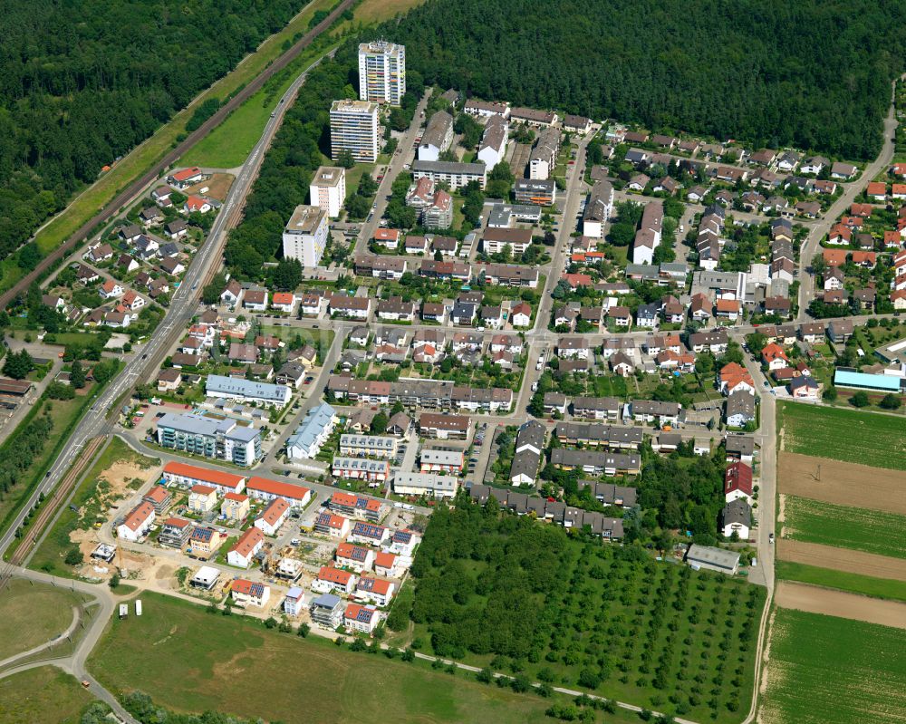 Luftbild Hagsfeld - Wohngebiet - Mischbebauung der Mehr- und Einfamilienhaussiedlung in Hagsfeld im Bundesland Baden-Württemberg, Deutschland