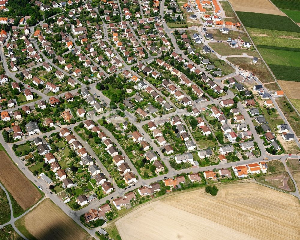 Hausen aus der Vogelperspektive: Wohngebiet - Mischbebauung der Mehr- und Einfamilienhaussiedlung in Hausen im Bundesland Baden-Württemberg, Deutschland