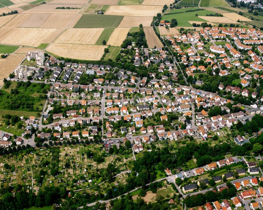 Luftaufnahme Heilbronn - Wohngebiet - Mischbebauung der Mehr- und Einfamilienhaussiedlung in Heilbronn im Bundesland Baden-Württemberg, Deutschland