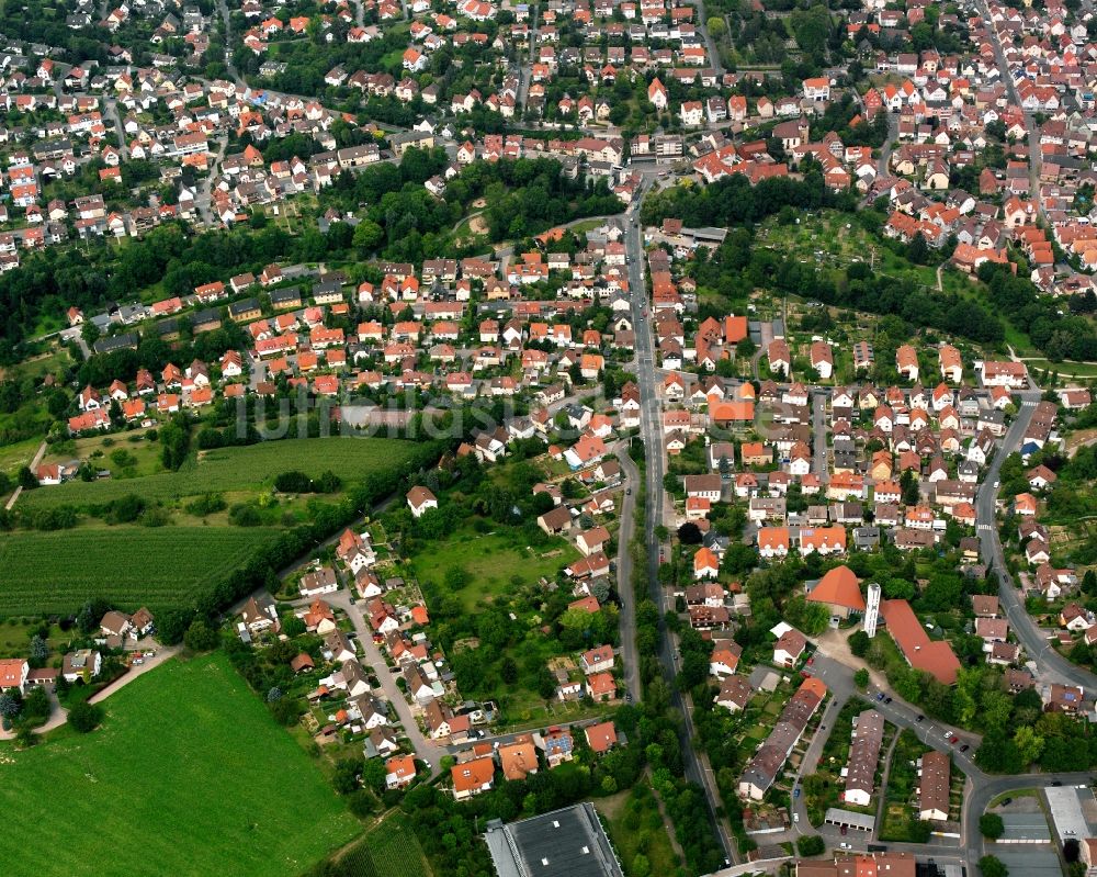 Heilbronn aus der Vogelperspektive: Wohngebiet - Mischbebauung der Mehr- und Einfamilienhaussiedlung in Heilbronn im Bundesland Baden-Württemberg, Deutschland