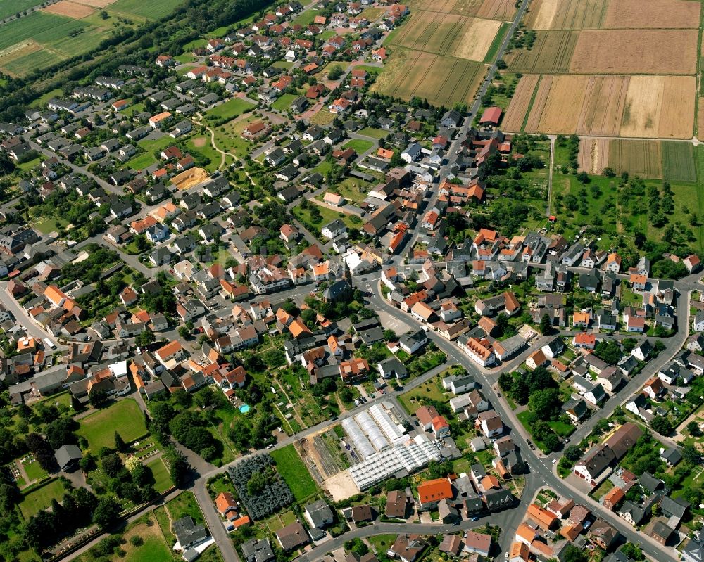 Luftbild Heuchelheim - Wohngebiet - Mischbebauung der Mehr- und Einfamilienhaussiedlung in Heuchelheim im Bundesland Hessen, Deutschland