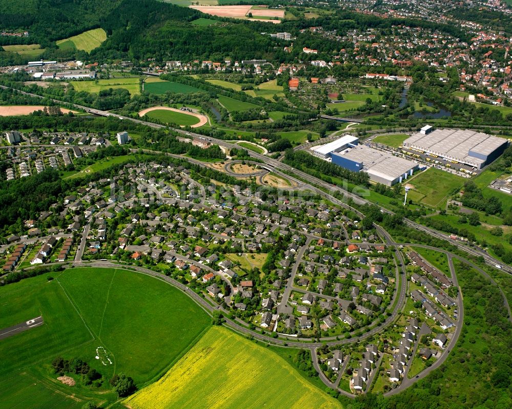 Luftbild Johannesberg - Wohngebiet - Mischbebauung der Mehr- und Einfamilienhaussiedlung in Johannesberg im Bundesland Hessen, Deutschland