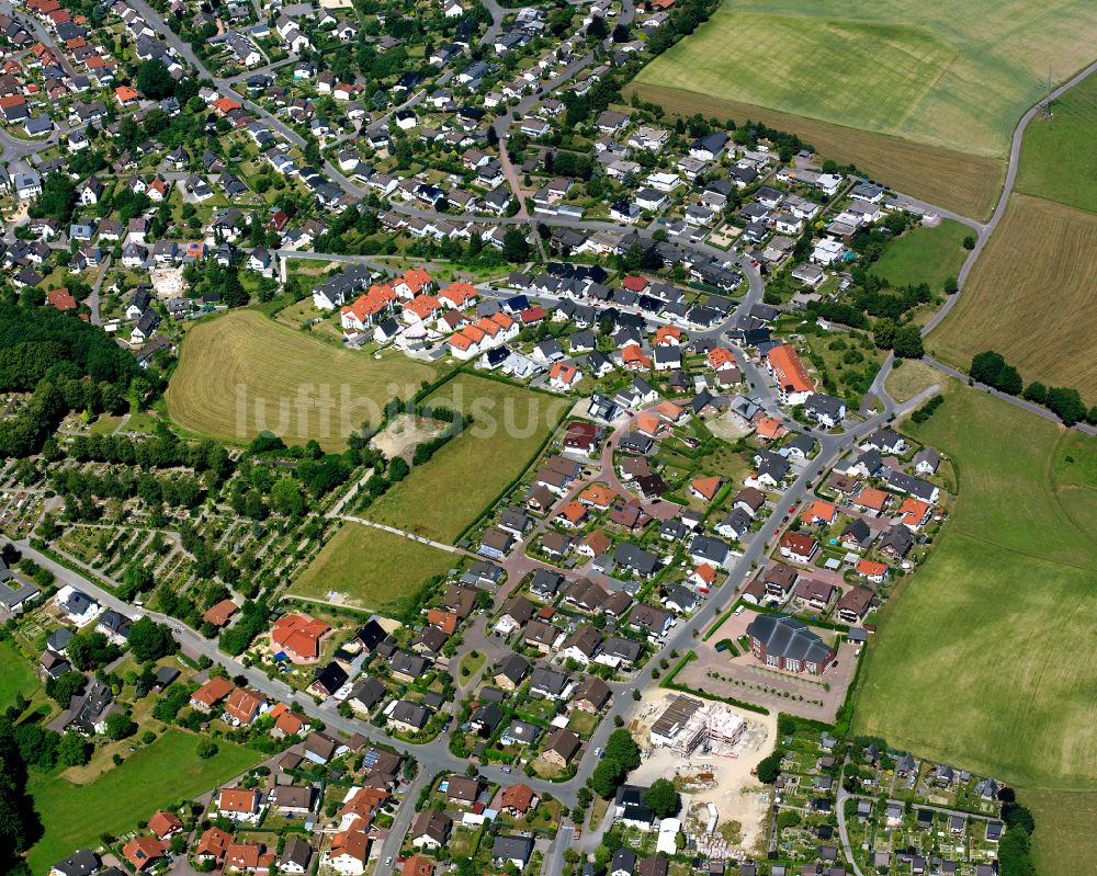 Kierspe von oben - Wohngebiet - Mischbebauung der Mehr- und Einfamilienhaussiedlung in Kierspe im Bundesland Nordrhein-Westfalen, Deutschland