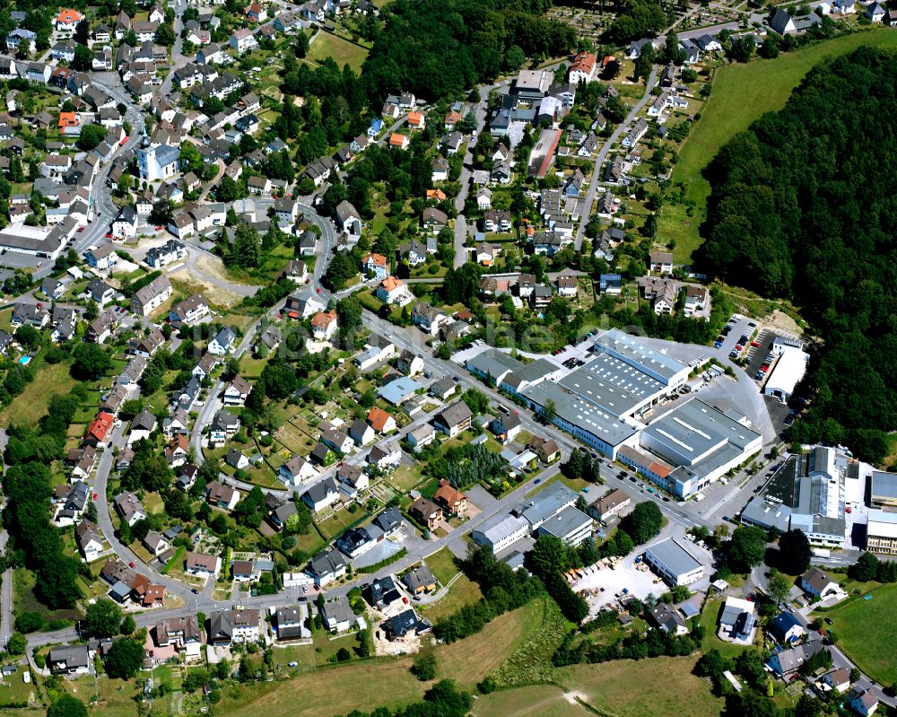 Luftaufnahme Kierspe - Wohngebiet - Mischbebauung der Mehr- und Einfamilienhaussiedlung in Kierspe im Bundesland Nordrhein-Westfalen, Deutschland