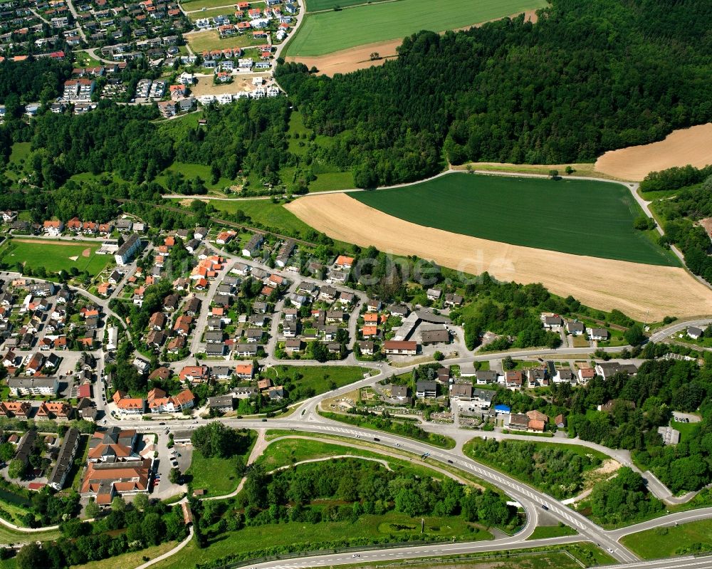 Luftbild Waldshut-Tiengen - Wohngebiet - Mischbebauung der Mehr- und Einfamilienhaussiedlung an der Klausenstraße in Waldshut-Tiengen im Bundesland Baden-Württemberg, Deutschland