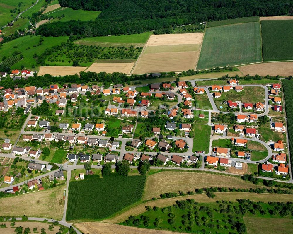 Lampoldshausen aus der Vogelperspektive: Wohngebiet - Mischbebauung der Mehr- und Einfamilienhaussiedlung in Lampoldshausen im Bundesland Baden-Württemberg, Deutschland