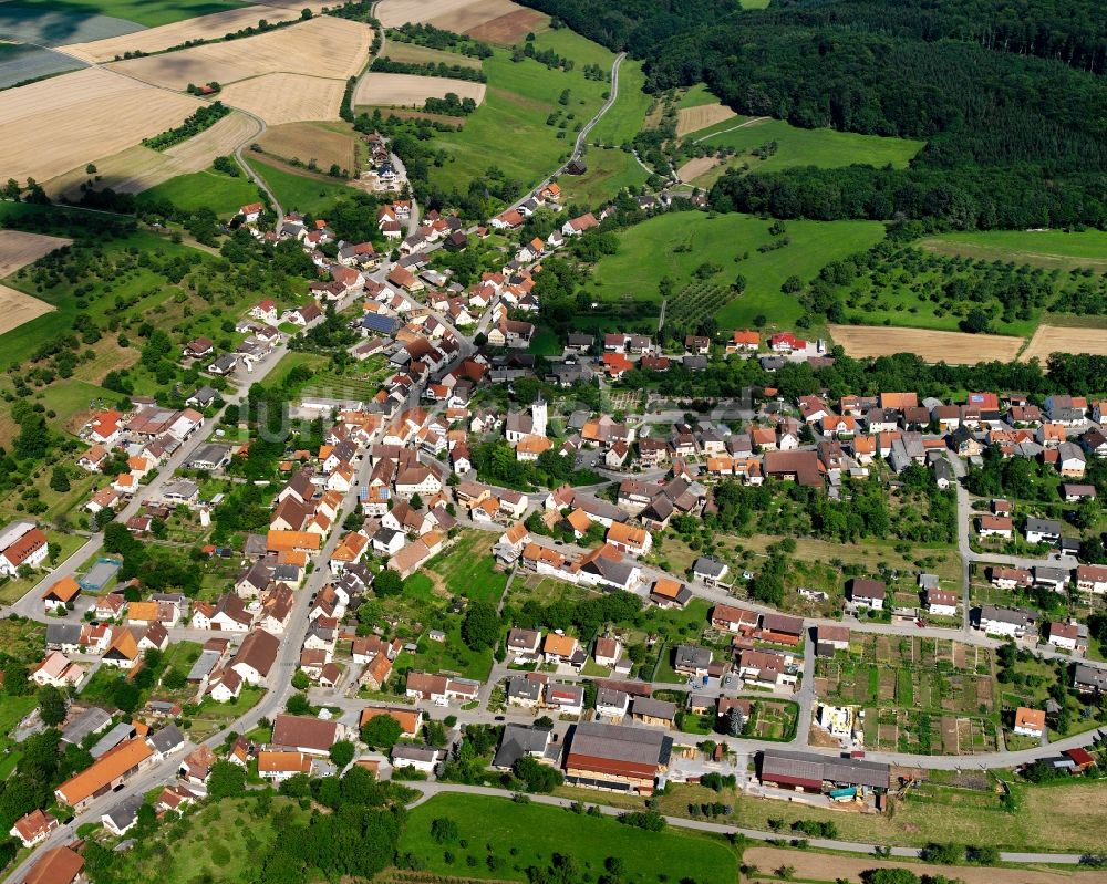 Luftbild Lampoldshausen - Wohngebiet - Mischbebauung der Mehr- und Einfamilienhaussiedlung in Lampoldshausen im Bundesland Baden-Württemberg, Deutschland