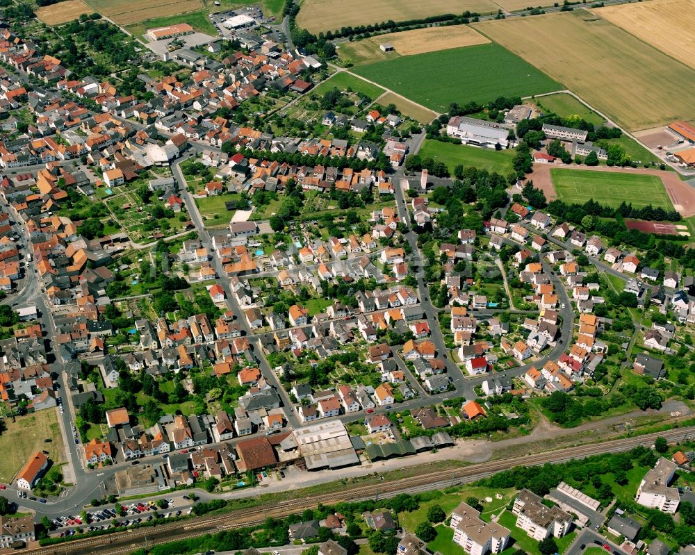 Luftbild Lang-Göns - Wohngebiet - Mischbebauung der Mehr- und Einfamilienhaussiedlung in Lang-Göns im Bundesland Hessen, Deutschland