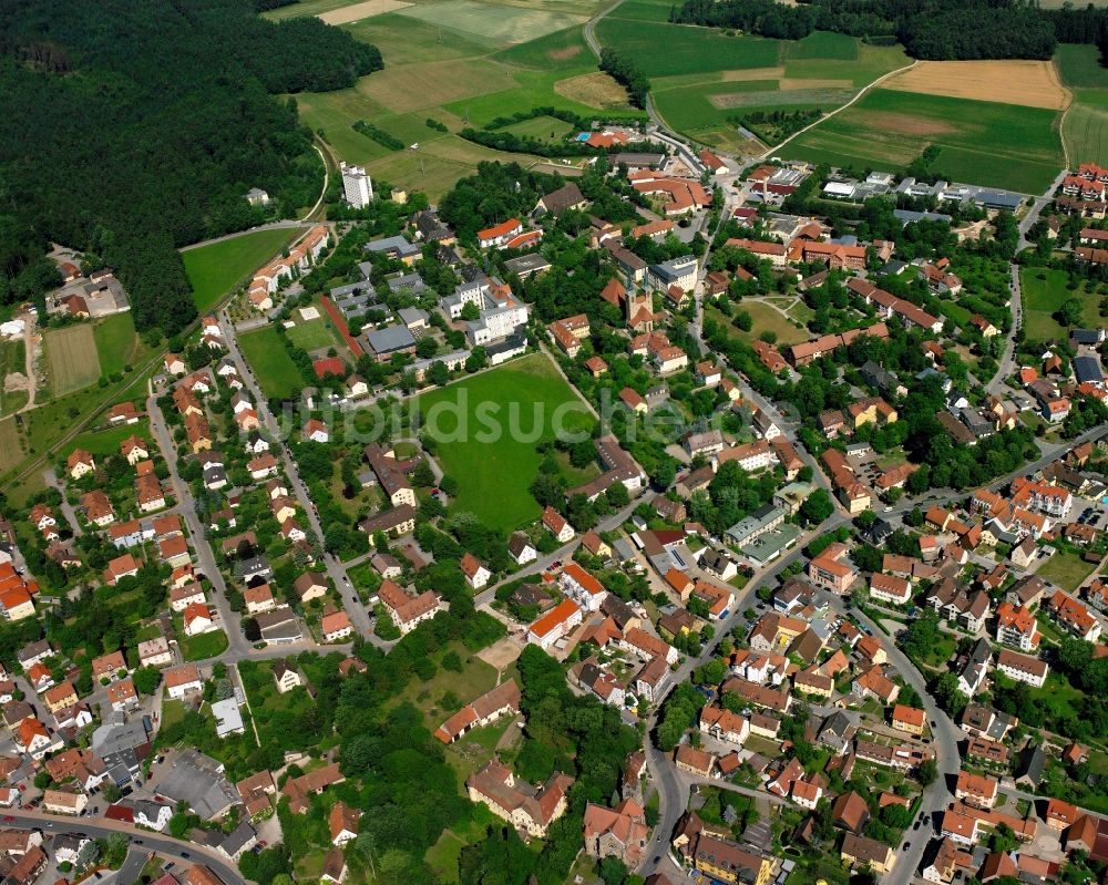 Neuendettelsau aus der Vogelperspektive: Wohngebiet - Mischbebauung der Mehr- und Einfamilienhaussiedlung in Neuendettelsau im Bundesland Bayern, Deutschland