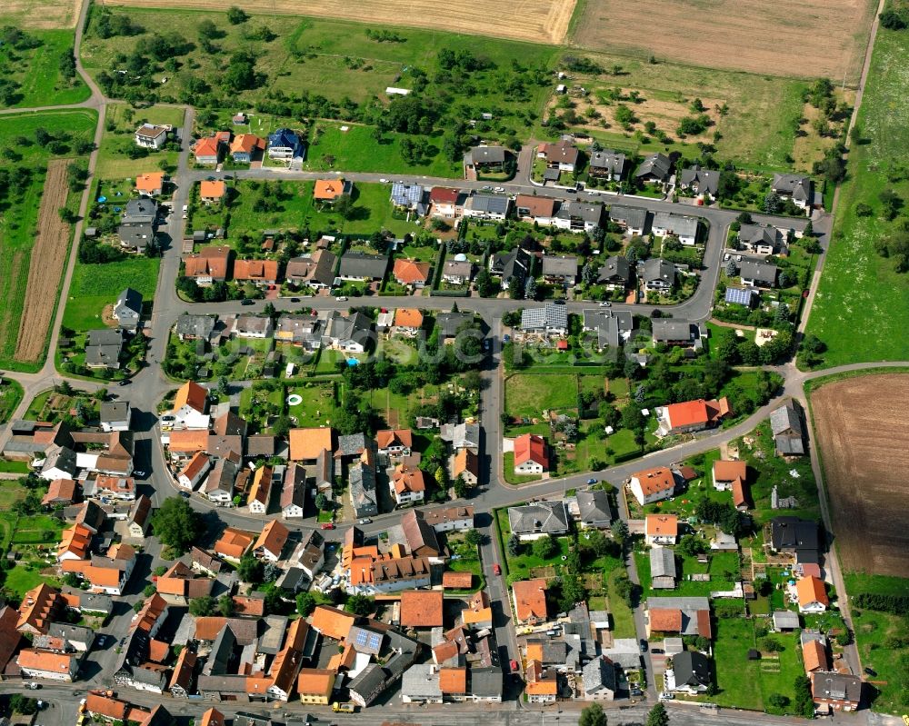 Luftaufnahme Nieder-Bessingen - Wohngebiet - Mischbebauung der Mehr- und Einfamilienhaussiedlung in Nieder-Bessingen im Bundesland Hessen, Deutschland