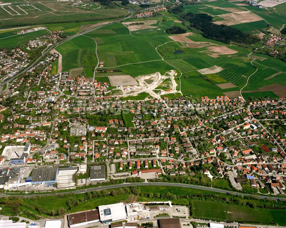 Luftaufnahme Pfaffengreuth - Wohngebiet - Mischbebauung der Mehr- und Einfamilienhaussiedlung in Pfaffengreuth im Bundesland Bayern, Deutschland