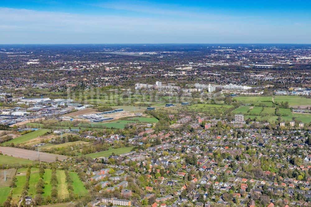 Hamburg aus der Vogelperspektive: Wohngebiet - Mischbebauung der Mehr- und Einfamilienhaussiedlung an der Schenefelder Landstraße - Holtbarg im Ortsteil Iserbrook in Hamburg, Deutschland