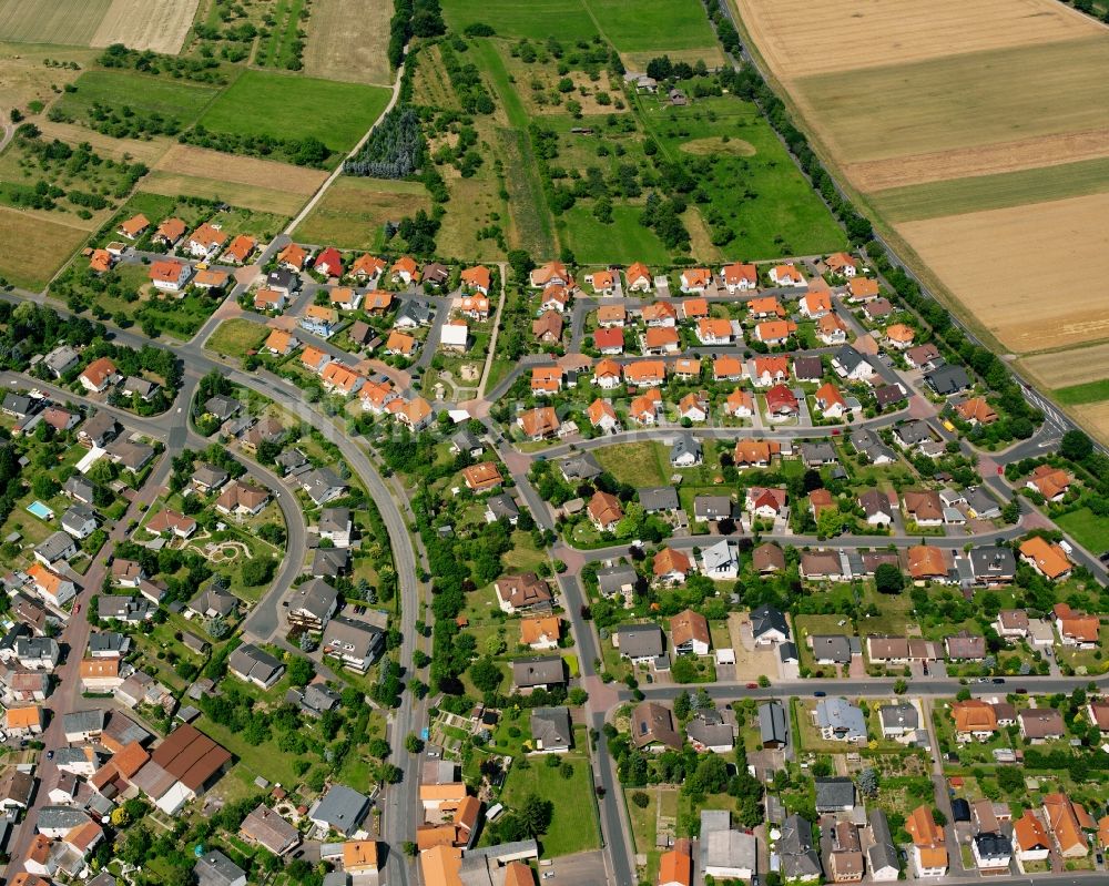 Luftaufnahme Steinbach - Wohngebiet - Mischbebauung der Mehr- und Einfamilienhaussiedlung in Steinbach im Bundesland Hessen, Deutschland