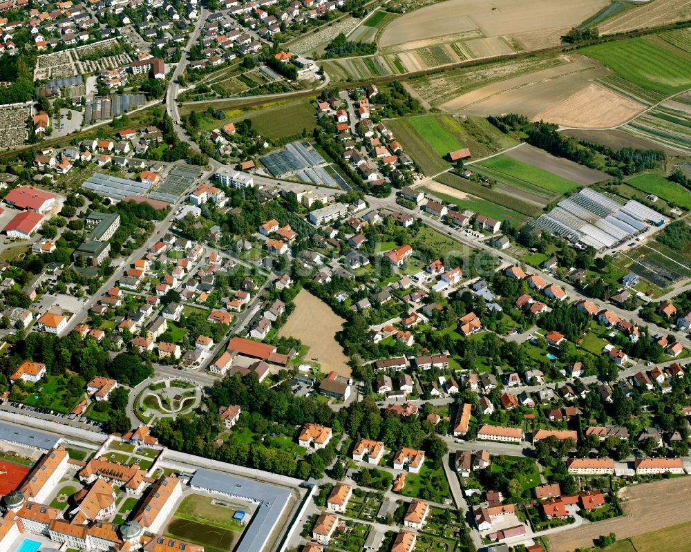 Luftbild Straubing - Wohngebiet - Mischbebauung der Mehr- und Einfamilienhaussiedlung in Straubing im Bundesland Bayern, Deutschland