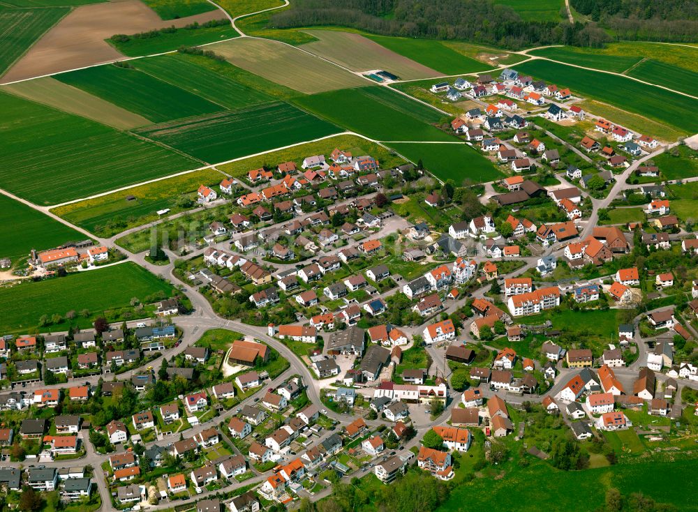 Ulm aus der Vogelperspektive: Wohngebiet - Mischbebauung der Mehr- und Einfamilienhaussiedlung in Ulm im Bundesland Baden-Württemberg, Deutschland