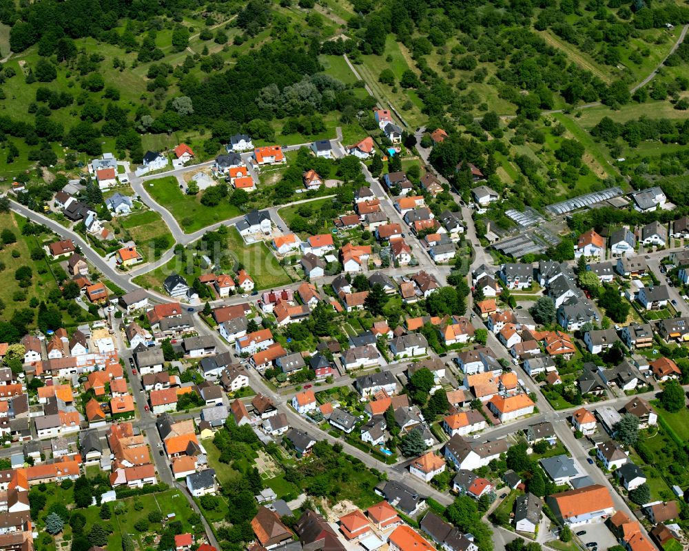 Völkersbach aus der Vogelperspektive: Wohngebiet - Mischbebauung der Mehr- und Einfamilienhaussiedlung in Völkersbach im Bundesland Baden-Württemberg, Deutschland