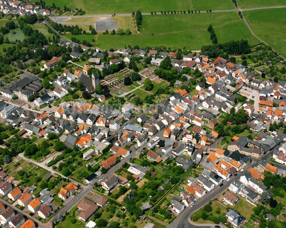 Watzenborn-Steinberg von oben - Wohngebiet - Mischbebauung der Mehr- und Einfamilienhaussiedlung in Watzenborn-Steinberg im Bundesland Hessen, Deutschland