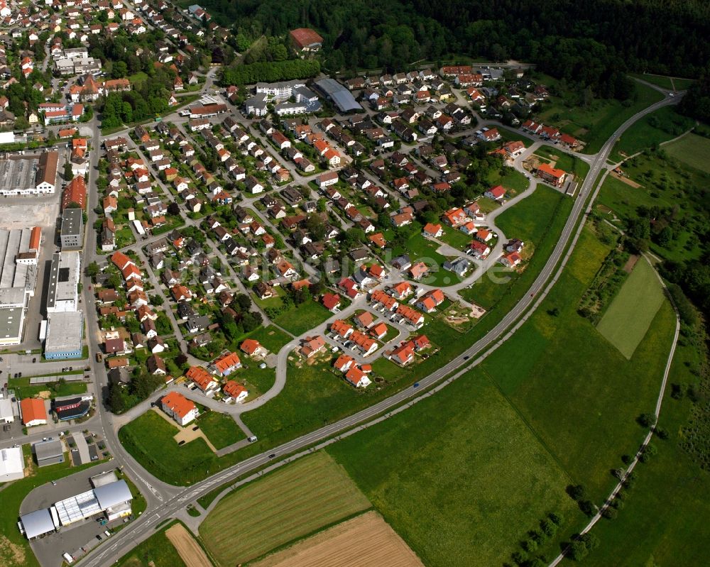 Welzheim aus der Vogelperspektive: Wohngebiet - Mischbebauung der Mehr- und Einfamilienhaussiedlung in Welzheim im Bundesland Baden-Württemberg, Deutschland