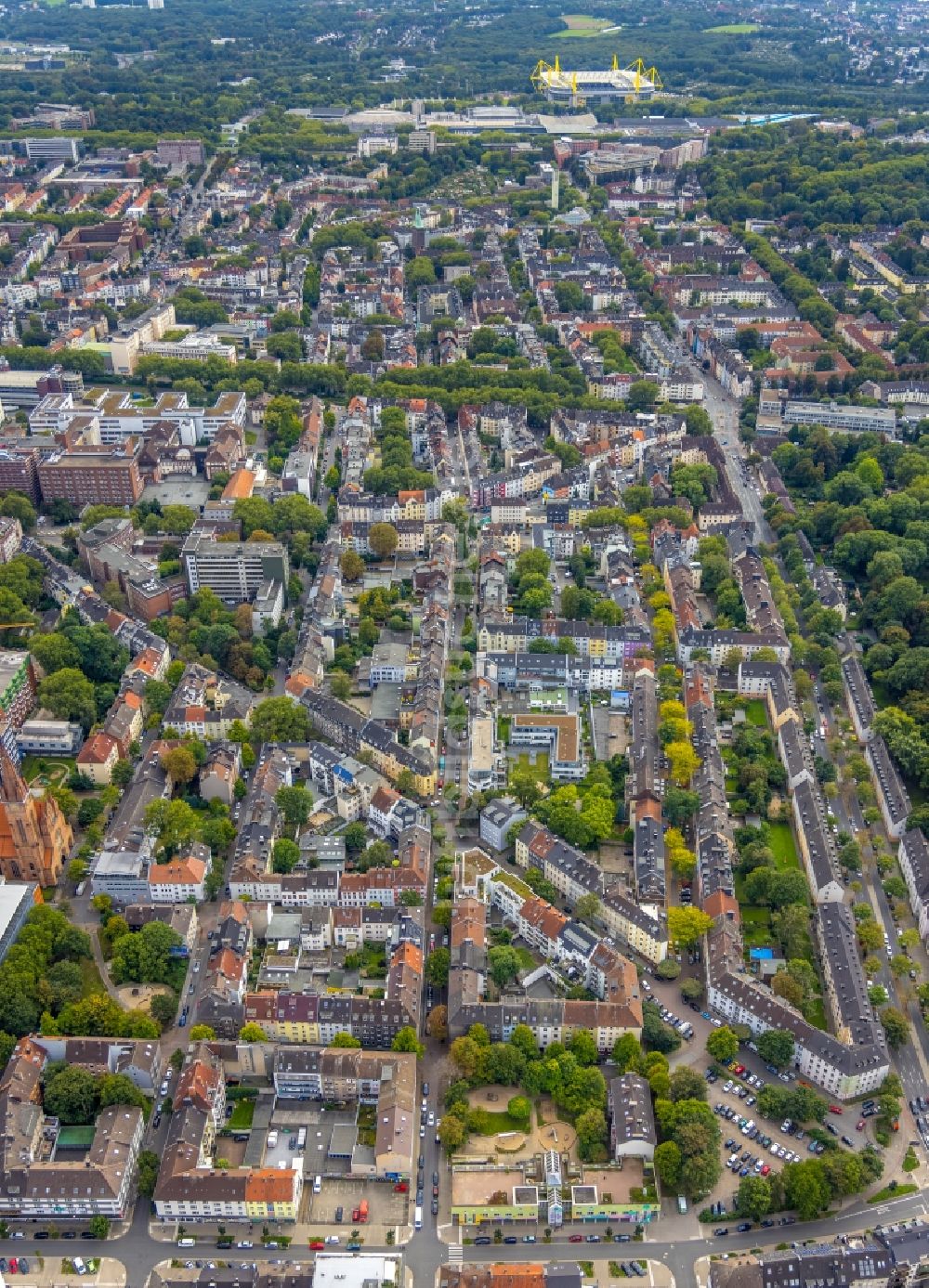 Westpark von oben - Wohngebiet - Mischbebauung der Mehr- und Einfamilienhaussiedlung in Westpark im Bundesland Nordrhein-Westfalen, Deutschland