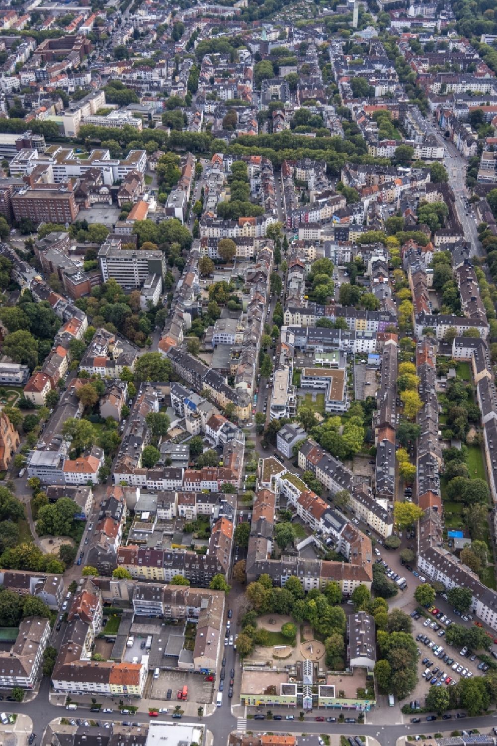 Westpark aus der Vogelperspektive: Wohngebiet - Mischbebauung der Mehr- und Einfamilienhaussiedlung in Westpark im Bundesland Nordrhein-Westfalen, Deutschland