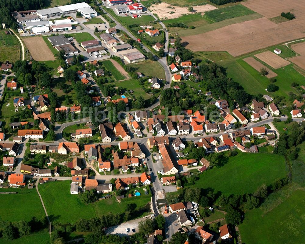 Luftaufnahme Wieseth - Wohngebiet - Mischbebauung der Mehr- und Einfamilienhaussiedlung in Wieseth im Bundesland Bayern, Deutschland