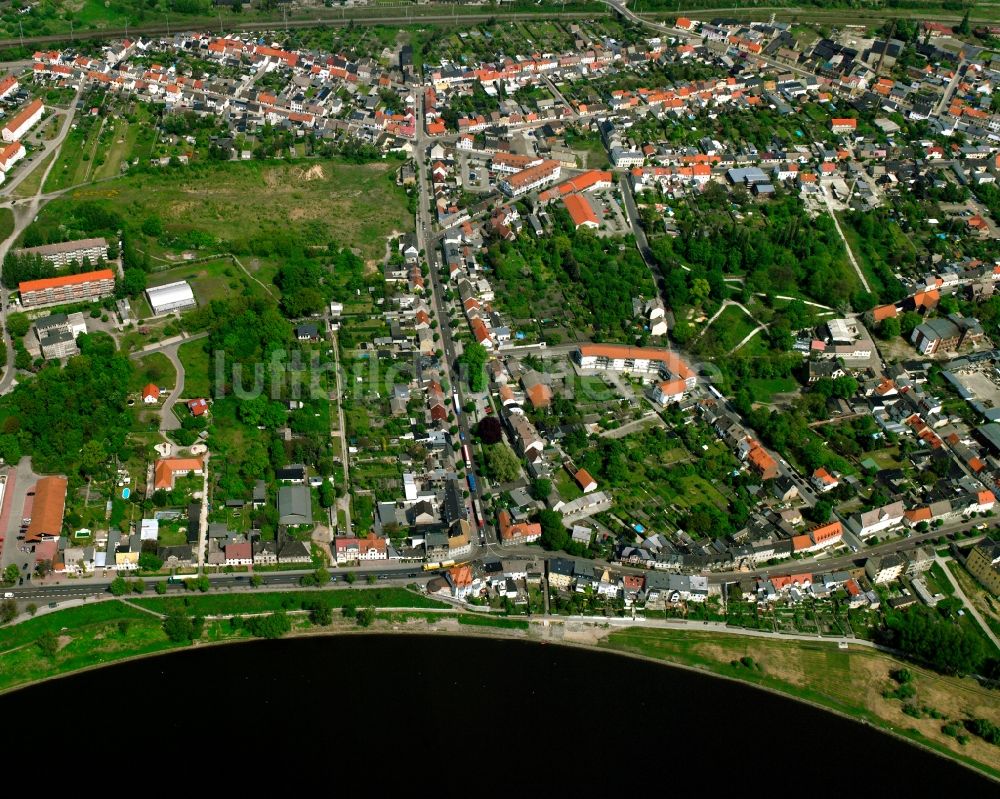 Luftbild Wörlitz - Wohngebiet - Mischbebauung der Mehr- und Einfamilienhaussiedlung in Wörlitz im Bundesland Sachsen-Anhalt, Deutschland