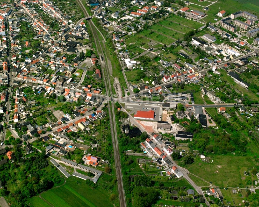 Luftbild Wörlitz - Wohngebiet - Mischbebauung der Mehr- und Einfamilienhaussiedlung in Wörlitz im Bundesland Sachsen-Anhalt, Deutschland