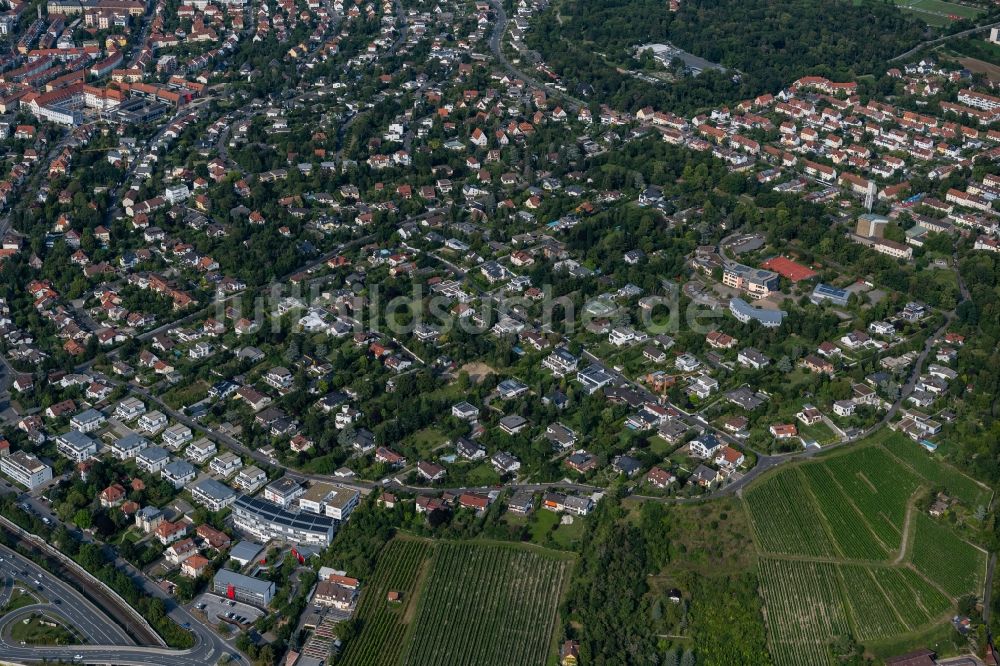 Würzburg aus der Vogelperspektive: Wohngebiet - Mischbebauung der Mehr- und Einfamilienhaussiedlung in Würzburg im Bundesland Bayern, Deutschland