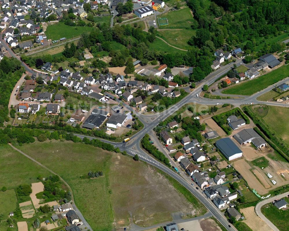 Plaidt aus der Vogelperspektive: Wohngebiet in der Ortsgemeinde Plaidt im Bundesland Rheinland-Pfalz