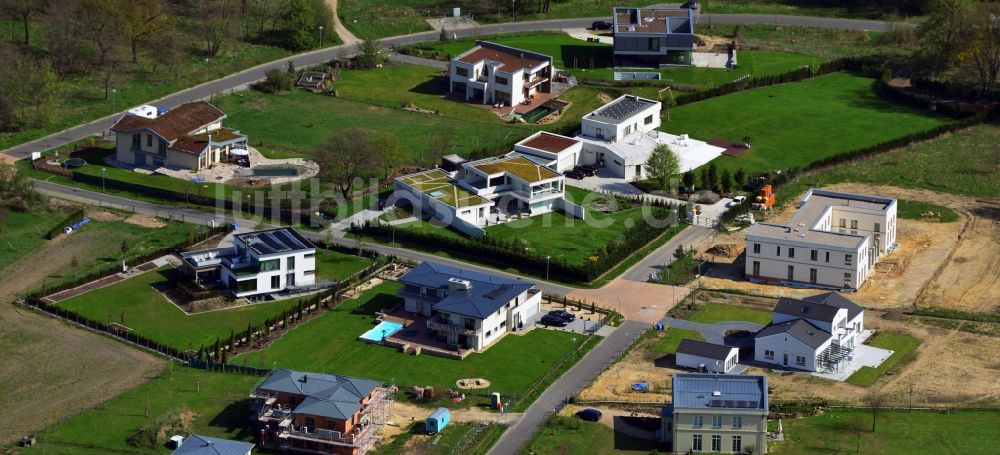 Luftbild Potsdam - Wohngebiet mit den Promi- Häusern / Luxus- Villen am Waldpark / Nedlitzer Straße in Potsdam Nord im Bundesland Brandenburg