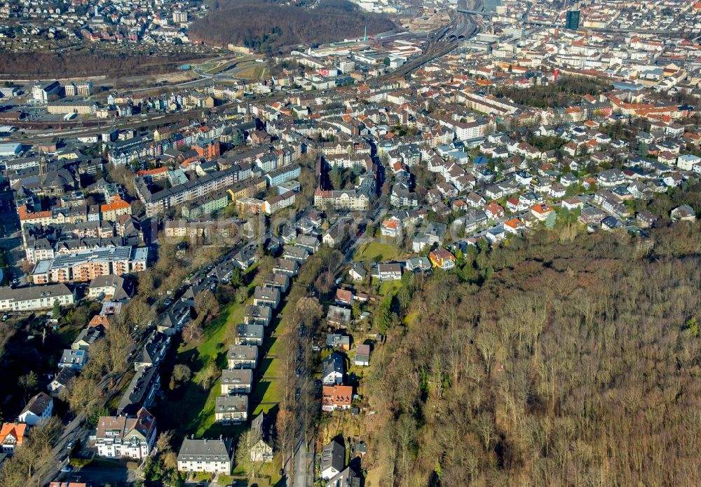 Hagen von oben - Wohngebiet einer Reihenhaus- Siedlung Bachstraße - Pelmkestraße in Hagen im Bundesland Nordrhein-Westfalen