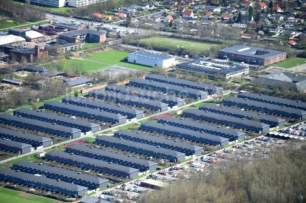 Luftbild Ballerup - Wohngebiet einer Reihenhaus- Siedlung Grantofteparken in Ballerup in Region Hovedstaden, Dänemark