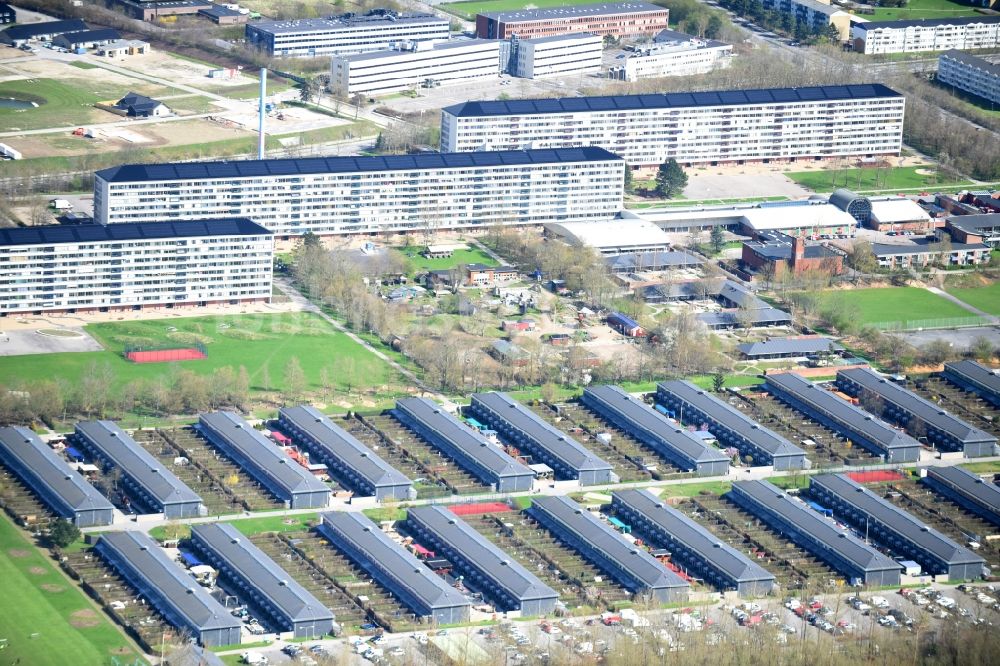 Ballerup von oben - Wohngebiet einer Reihenhaus- Siedlung Grantofteparken in Ballerup in Region Hovedstaden, Dänemark