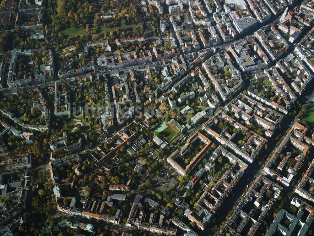 Luftbild Berlin - Wohngebiet einer Reihenhaus- Siedlung Karl-Marx-Straße, Richardstraße und an der Sonnenallee in Berlin