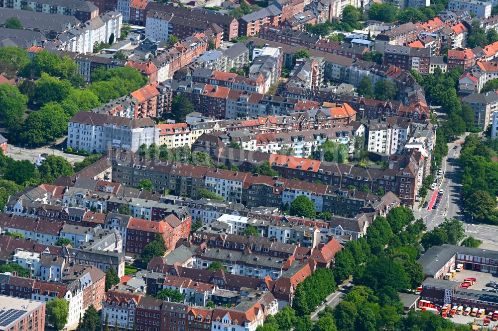 Kiel aus der Vogelperspektive: Wohngebiet einer Reihenhaus- Siedlung in Kiel im Bundesland Schleswig-Holstein, Deutschland