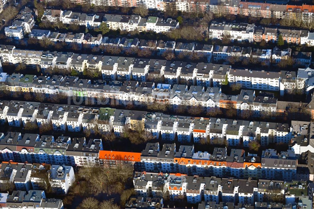 Luftbild Hamburg - Wohngebiet einer Reihenhaus- Siedlung Roonstraße - Kottwitzstraße - Gneisenaustraße im Ortsteil Hoheluft-West in Hamburg, Deutschland