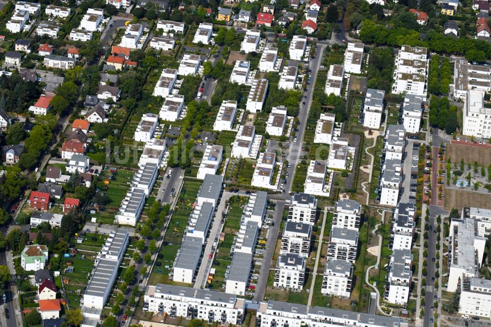 Berlin von oben - Wohngebiet einer Reihenhaus- Siedlung Steglitzer ParkQuartier im Ortsteil Steglitz in Berlin, Deutschland