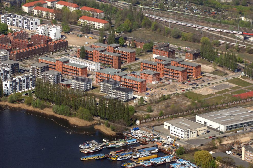 Luftbild Berlin - Wohngebiet Rummelsburger Ufer in Berlin-Lichtenberg