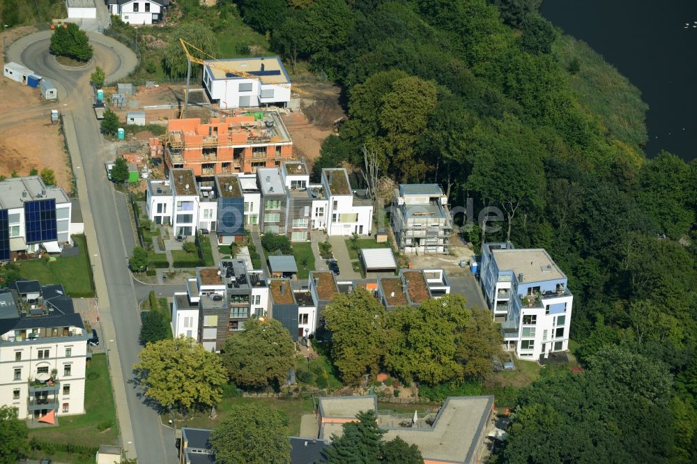 Chemnitz von oben - Wohngebiet Am Schloßteich der Einfamilienhaus- Siedlung Salzstraße - Abteiweg in Chemnitz im Bundesland Sachsen