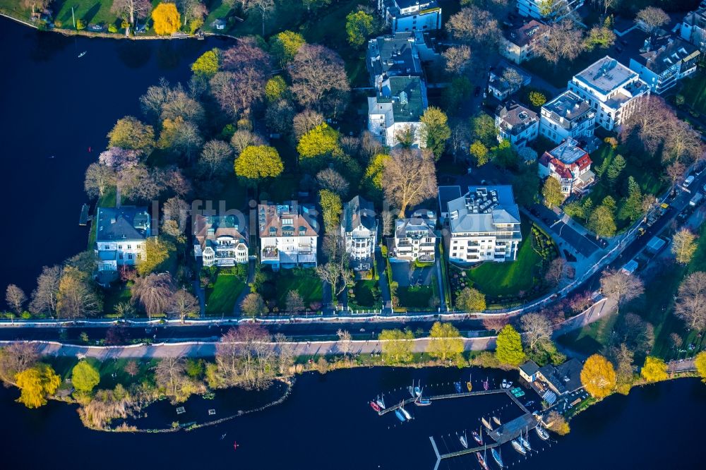 Hamburg aus der Vogelperspektive: Wohngebiet Schöne Aussicht an der Außenalster im Ortsteil Uhlenhorst in Hamburg, Deutschland