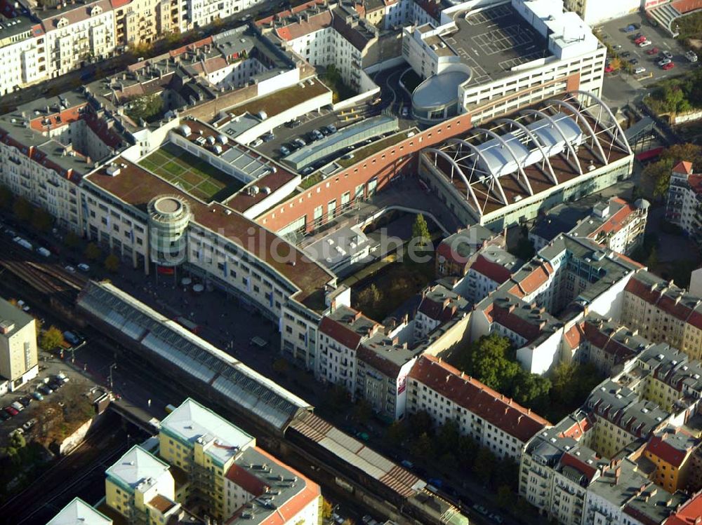 Luftaufnahme Berlin- Prenzlauer Berg - Wohngebiet an der Schönhauser Allee