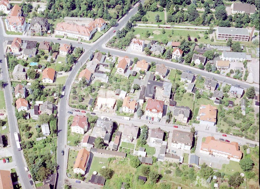 Coswig / Sachsen aus der Vogelperspektive: Wohngebiet Schweizer Straße in Neu-Coswig / Sachsen.