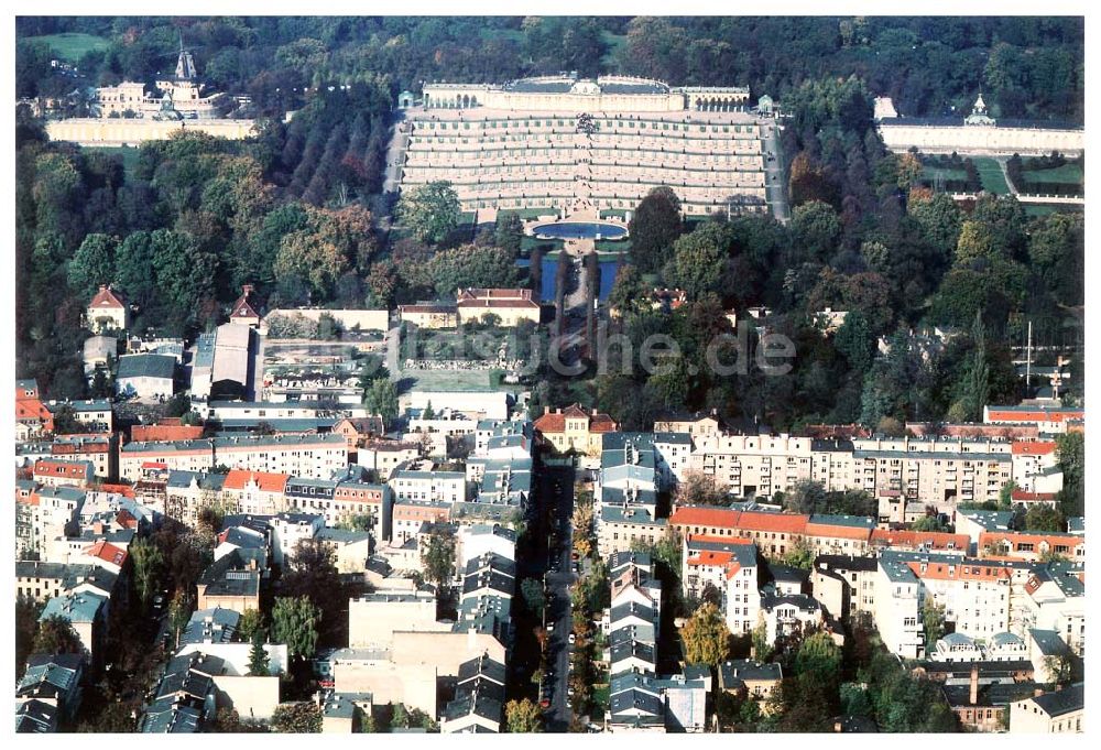 Luftbild Potsdam - Wohngebiet an der Sellostraße 23 a, am Fuße des Parkes Sanssouci in Potsdam