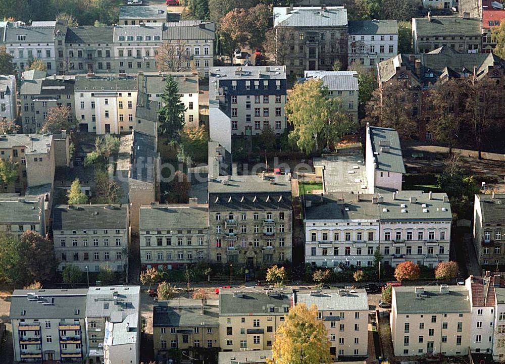 Potsdam von oben - Wohngebiet an der Sellostraße 23 a, am Fuße des Parkes Sanssouci in Potsdam