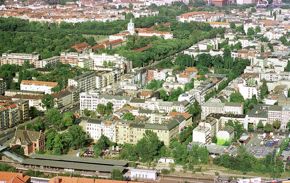 Luftbild Berlin - Wohngebiet Sophie-Charlotte-Straße in Berlin-Charlottenburg.