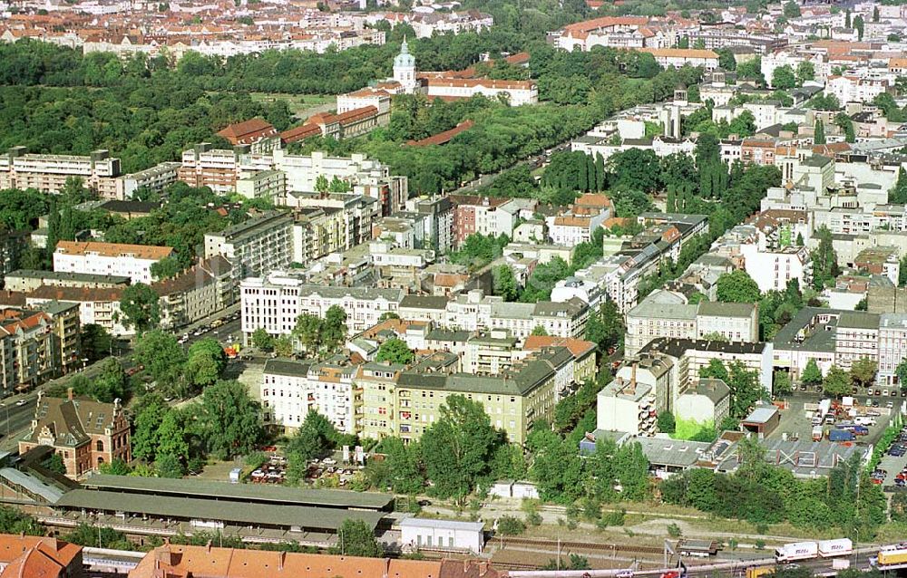 Luftaufnahme Berlin - Wohngebiet Sophie-Charlotte-Straße in Berlin-Charlottenburg.